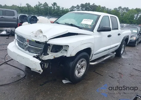2008 Dodge Dakota Quad Laramie z USA, uszkodzony, nr VIN 1D7HW58NX8S602778